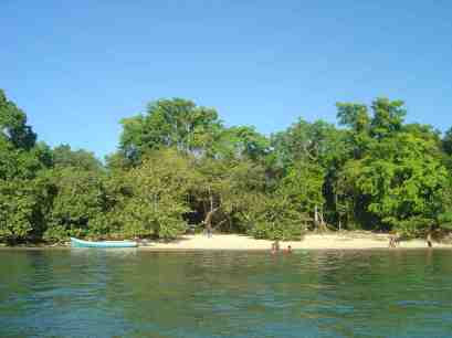 playa gri-gri río san juan miriosanjuan marí trinidad sánchez república dominicana guía turismo